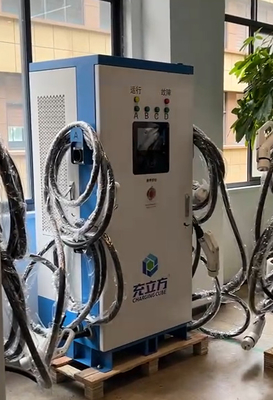 400A IP54 Inteligentne publiczne stacje ładowania samochodów elektrycznych z czterema pistoletami