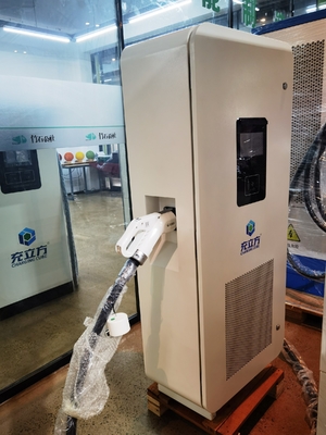 160KW CCS2 Dual Gun DC Elektryczne pojazdy ładowania stos / DC stacji szybkiego ładowania