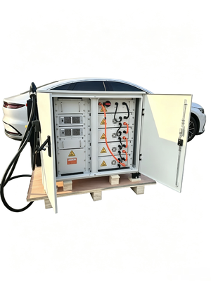 Dobra cena. Mobilny magazyn energii z chłodzeniem cieczą 76 kWh, ładowarka DC 80 kW, ekran dotykowy 7 cali, kabel 7 m, stopień ochrony IP54, obsługa CCS1, CCS2, CHAdeMO, GBT, pistolet ładowania Tesla W Internecie